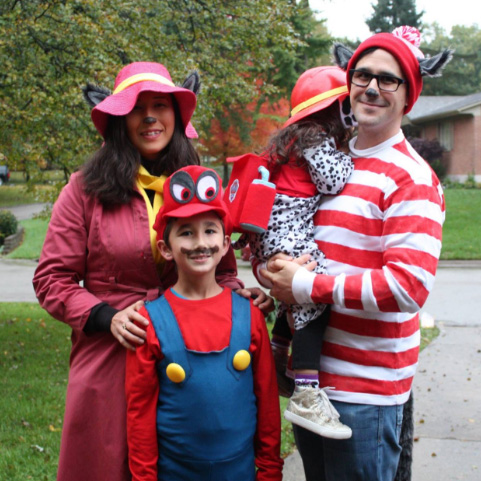 Jason Hart and his family dress for Halloween
